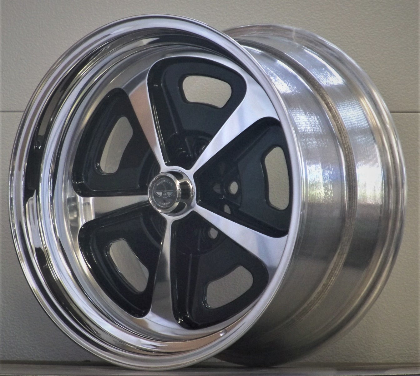 VN500/1 MAGNUM ALUMINUM : Vintage Wheels, Mustang, Hot Rod and Muscle Car